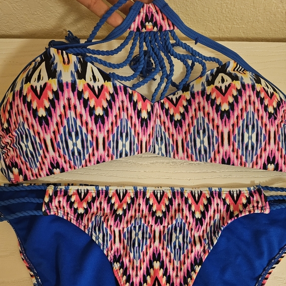 Swimsuit Size XL Set. - Picture 1 of 4